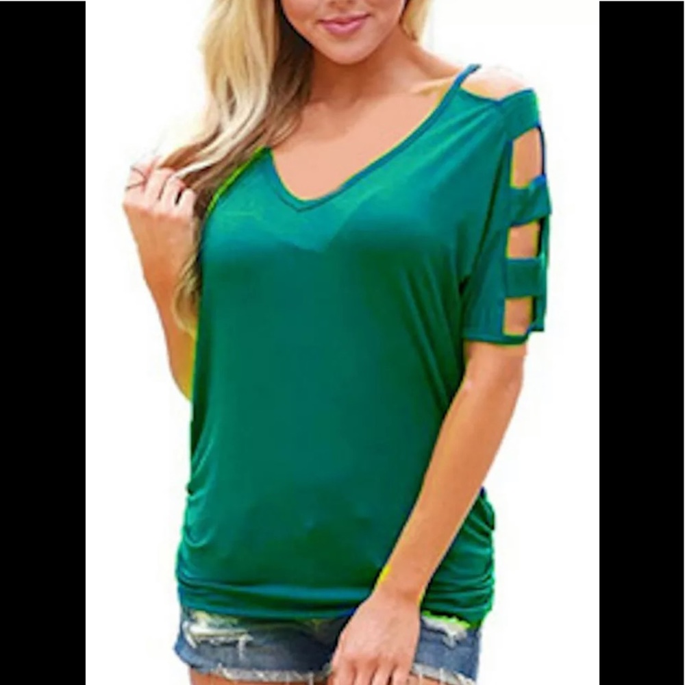 Plus Size Kelly Green Open Shoulder 3/4 Sleeve Top